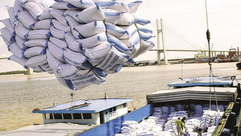 Lô gạo đầu tiên năm 2021 xuất khẩu sang Singapore và Malaysia